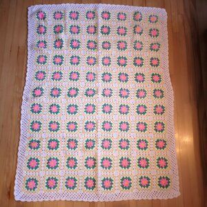 Handmade Granny Square Crochet 48"x 65" Afghan / Throw Blanket w/ Floral Pattern